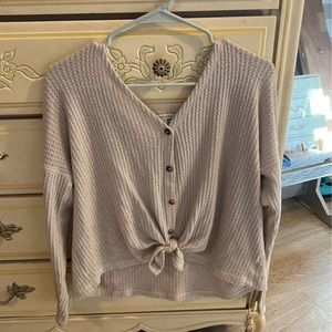 american eagle sweater only worn once in great condition